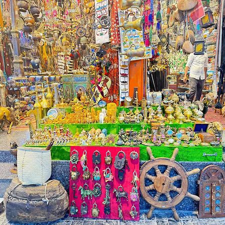 무스카트 Muttrah Souq And Sea View 아파트 외부 사진