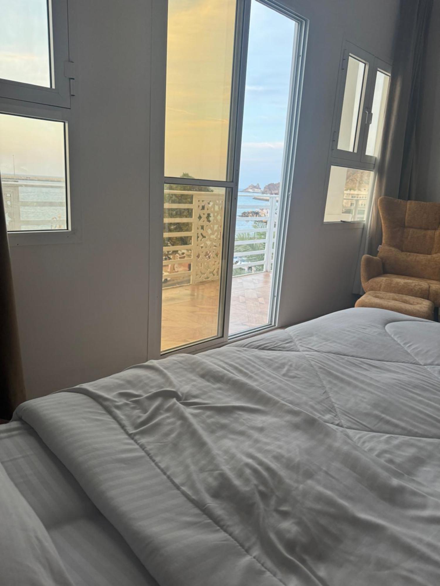 무스카트 Muttrah Souq And Sea View 아파트 외부 사진