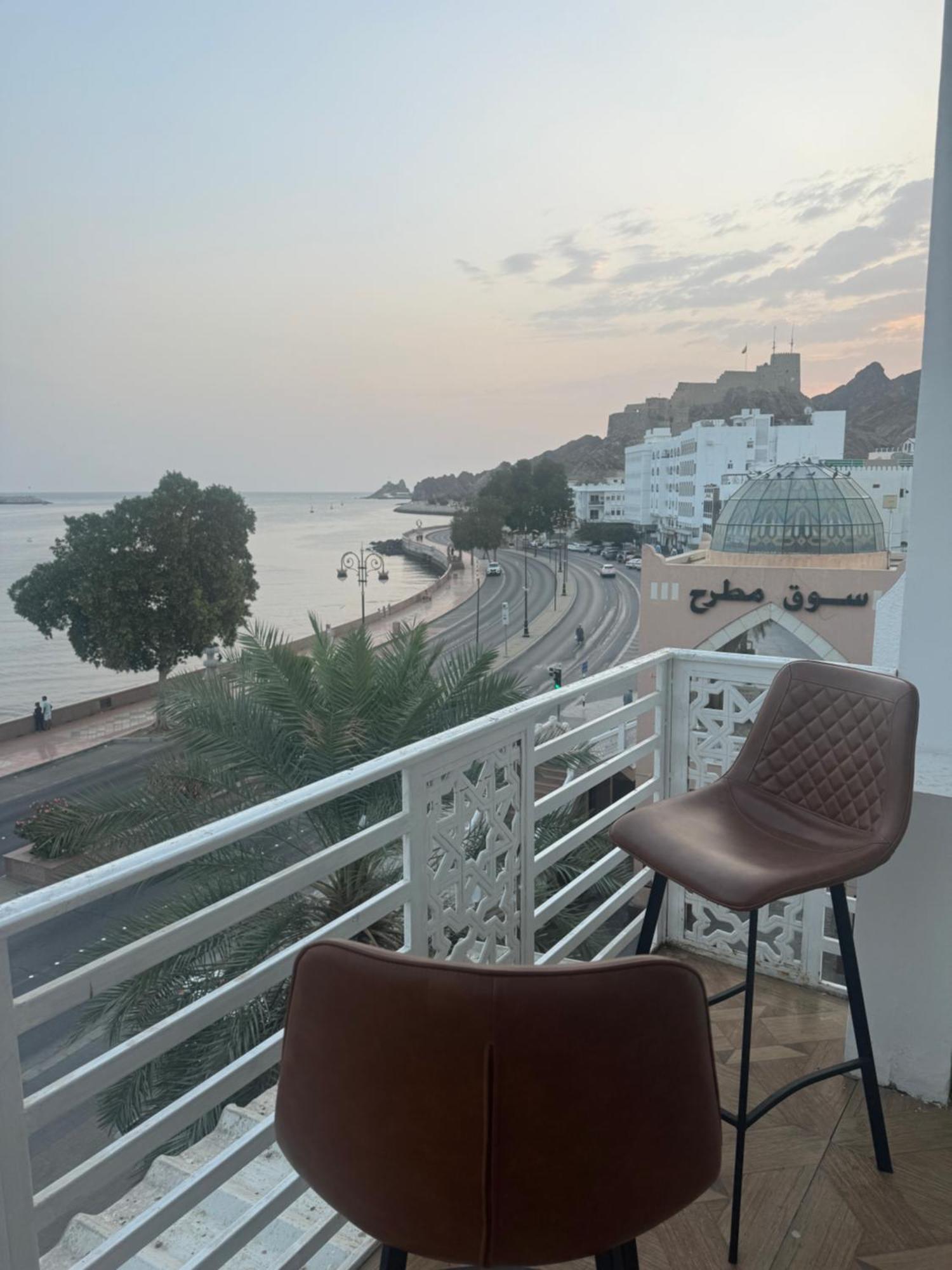 무스카트 Muttrah Souq And Sea View 아파트 외부 사진
