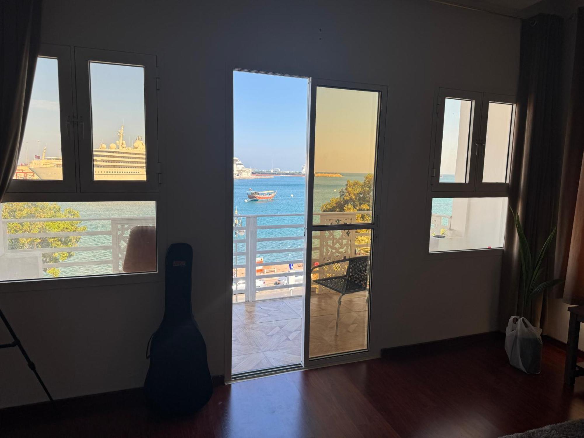 무스카트 Muttrah Souq And Sea View 아파트 외부 사진