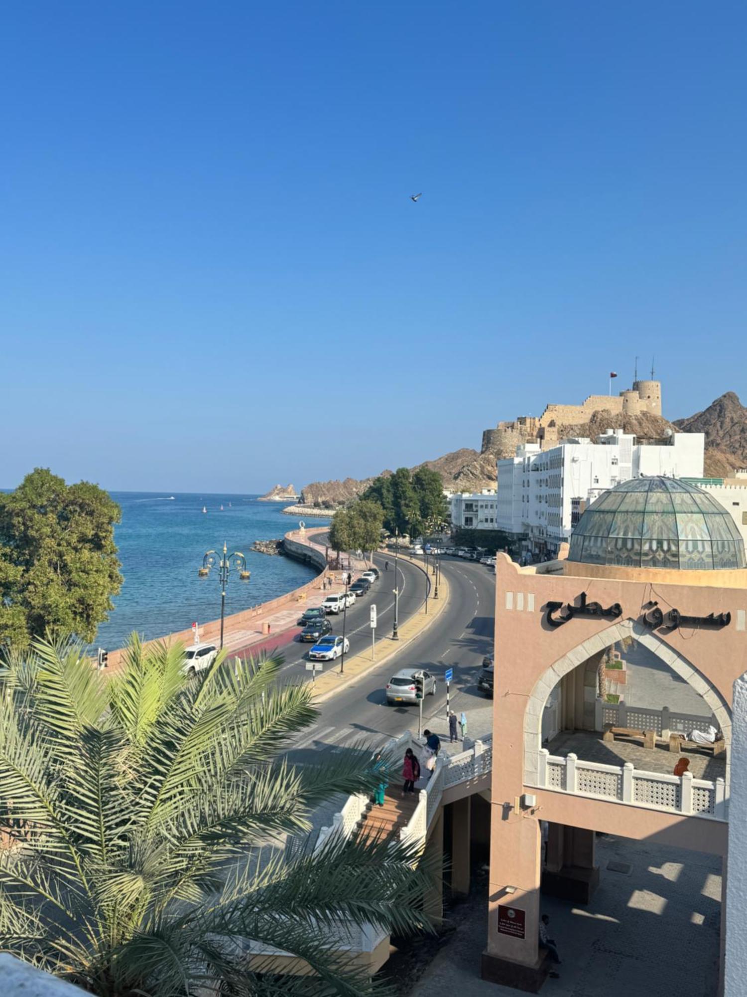 무스카트 Muttrah Souq And Sea View 아파트 외부 사진